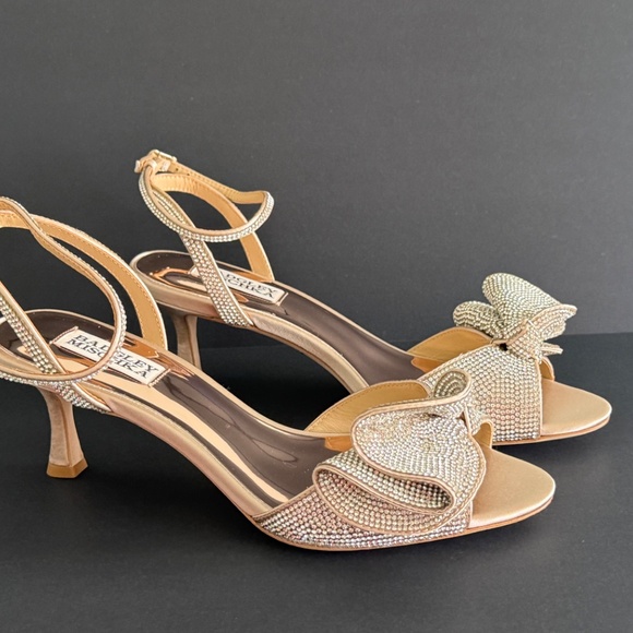 Badgley Mischka Women's Nude Remi Kitten Evening Heel Sandals, NEW pick size - Picture 7 of 9
